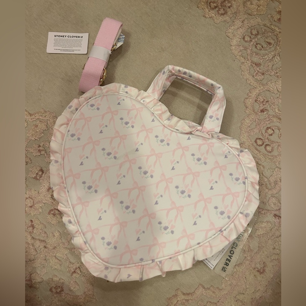 Brand new with tags comes with strap